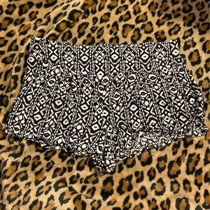 Women’s shorts size medium